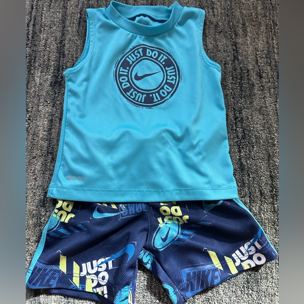 Nike 2pc shorts and tank set